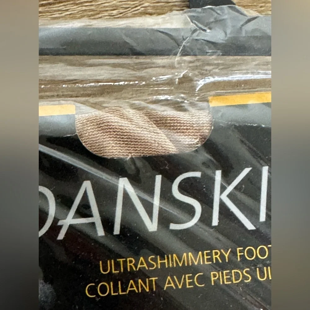 Danskin Platinum Footed Tights Ultra Shimmery Ultra Brilliant Girls Sz L(12-14)